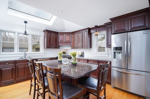 28 Park Ave, Springfield MA 01106-1149 exterior