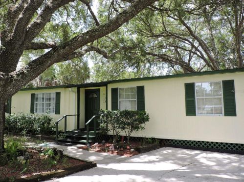 6134 Island Dr, Brooksville, FL 34607-1345