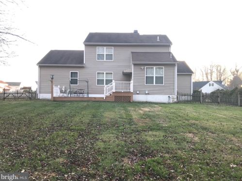 103 Greenwich Dr, Dover, DE 19901-1506