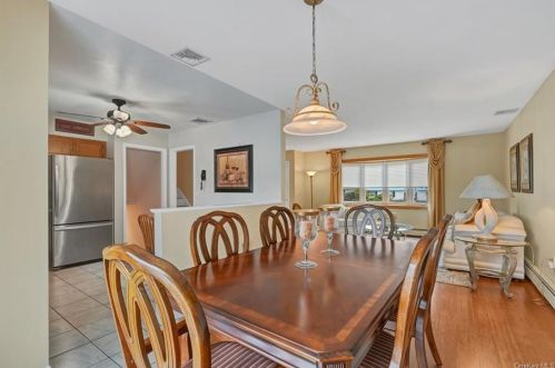 9 New Castle Dr, Washingtonville NY  10992-1735 exterior