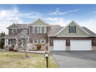 1687 Sandbar Cir, Minnetrista, MN 55387