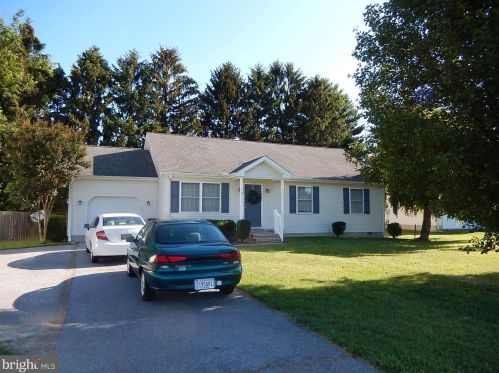 377 Mystic Ln, Magnolia, DE 19962-1404