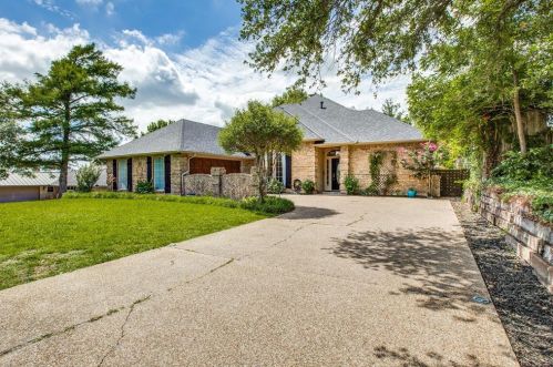 7616 Woodside Hill Ct, Fort Worth, TX 76179