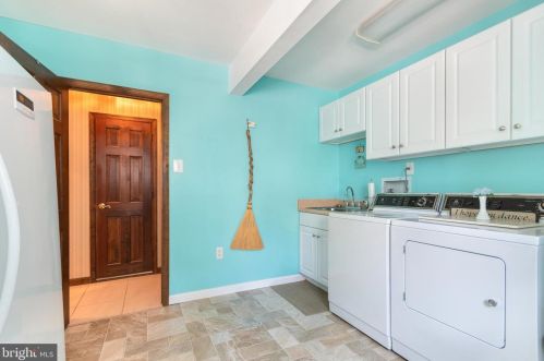 27 Brandywine Dr, Berlin Boro NJ  08009-2225 exterior