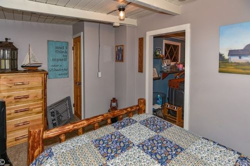 1063 H Ln, Big Bear City CA  92314-9693 exterior