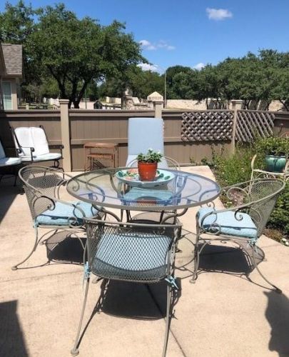 30 Wildwood Dr, Georgetown TX  78633-5325 exterior