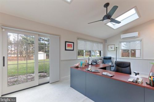 118 Ann Dr, Southampton PA 18954-1639 exterior