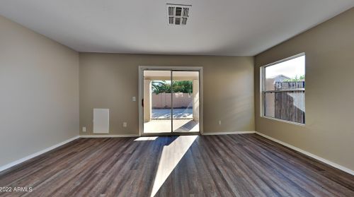 6019 Encinas Ln, Phoenix AZ  85043-6553 exterior