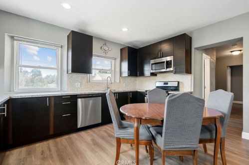 32677 Mesa Dr, Lake Elsinore CA  92530-4648 exterior