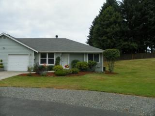 3307 18th Street Pl, Puyallup, WA 98373-3992