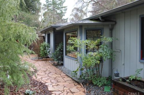 2325 Mill Creek Rd, Ukiah, CA 95482-6119