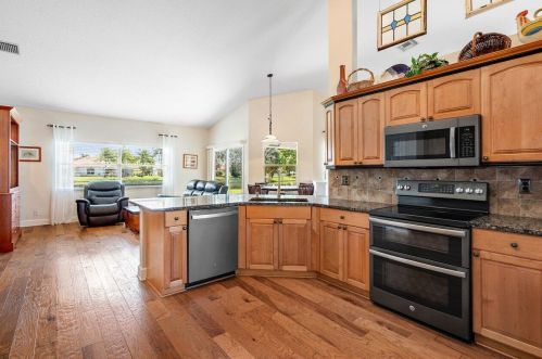 176 Monterey Way, West Palm Beach FL  33411-7816 exterior