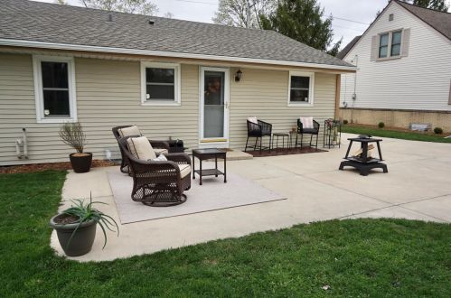 3773 68th St, Milwaukee WI  53220-1828 exterior