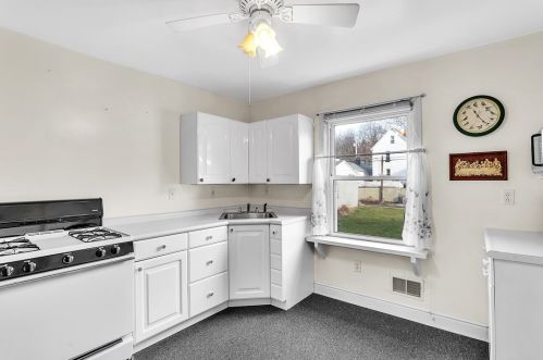 213 Penn St, Verona PA  15147-1024 exterior