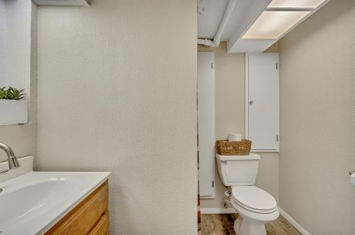 4406 Van Beck Ave, Milwaukee WI 53207-4458 exterior