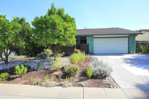 1086 Robbia Dr, Sunnyvale, CA 94087-2831