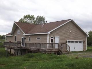 173 Heald Rd, Sheldon, VT 05483-4419