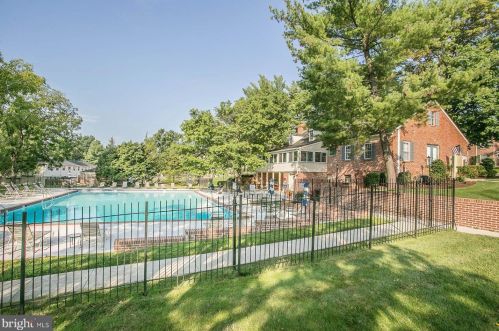 132 Ardwick Ter, Lansdale PA 19446-4925 exterior