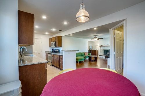 5710 Everglade Rd, Dallas TX  75227-2823 exterior