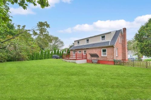 30 Lambert Dr, Norwich CT  06360-1735 exterior