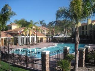 15909 Avenida Venusto, San Diego CA  92128-3358 exterior