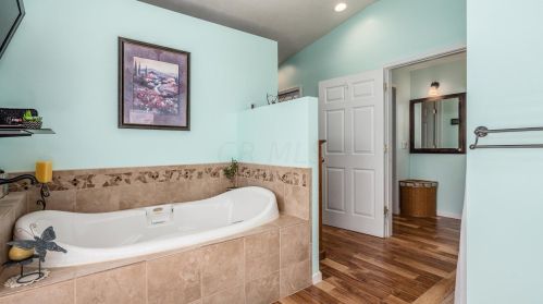 2306 Wesley Chapel Rd, Zanesville OH  43701-9334 exterior