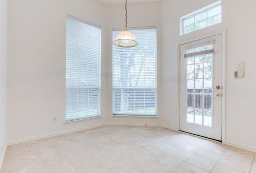 2614 Brighton Dr, Lewisville TX  75028-1463 exterior