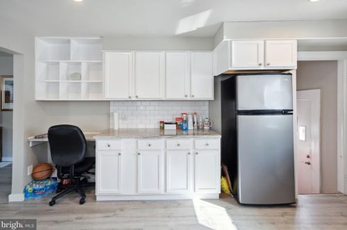 555 Greenwich Ave, West Deptford NJ  08066-1166 exterior