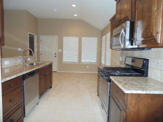 1305 Pine Ave, Midland TX  79705-5739 exterior
