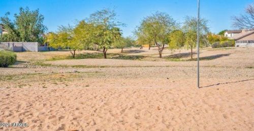 18801 8th Pl, Phoenix AZ 85042-4304 exterior