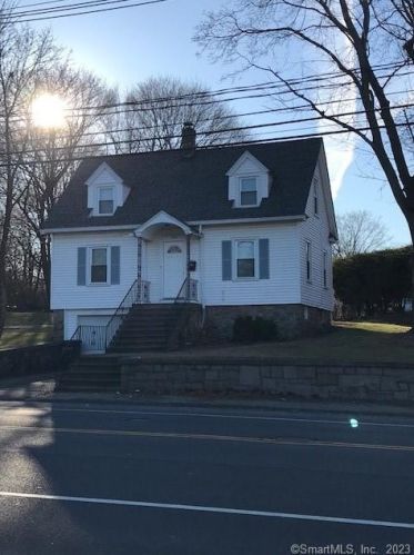 345 Stillson Rd, Waterbury CT  06705-1643 exterior