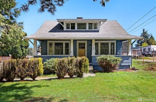 14022 24 Ave, Seattle WA  98125-3401 exterior