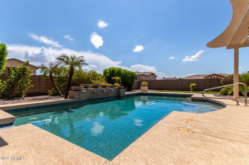 13227 Palo Verde Dr, Litchfield Park AZ  85340-7372 exterior