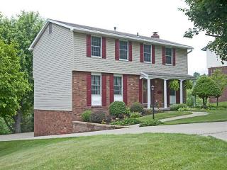 209 6th St, Mc Donald, PA 15057-1129