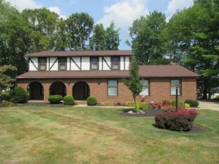 2540 Dogwood Dr, Massillon, OH 44646-4922