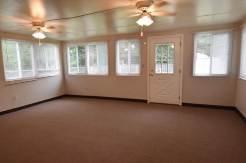 736 Sara Ln, Verona PA  15147-2637 exterior