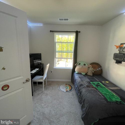 412 Rising Sun Rd, Fredericksburg VA  22405-9424 exterior
