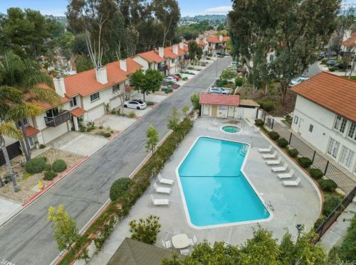 353 Windy Ln, Vista CA  92083-5766 exterior