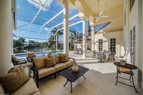 27190 Oak Knoll Dr, Bonita Springs FL  34134-8715 exterior