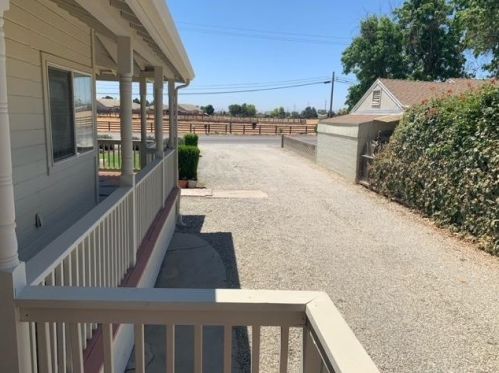 443 Hills Ferry Rd, Newman CA  95360-9701 exterior