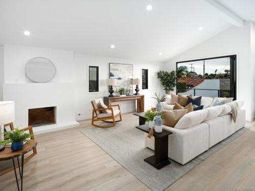 4525 Alhambra St, San Diego CA  92107-4018 exterior