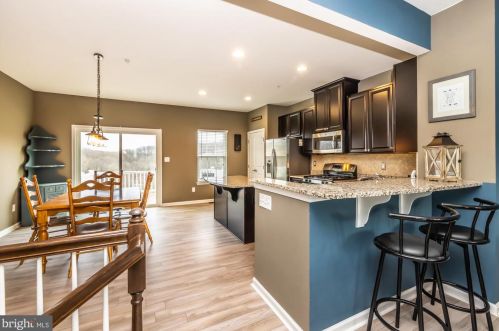 1839 Honeysuckle Ct, Downingtown PA  19335-7202 exterior