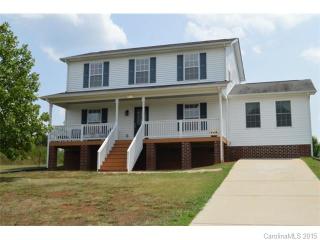 2717 Eagle Dr, Lincolnton, NC 28092-6522