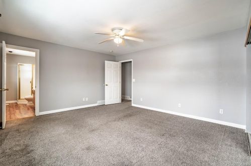 1240 Yosemite St, Denver CO 80237-1925 exterior