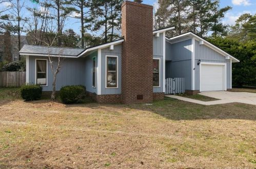 843 Southview Cir, Fayetteville, NC 28311-0359