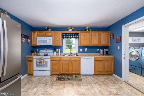 1654 Readus Rd, Edinburg VA  22824-2935 exterior