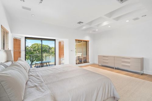 3051 35 St, Hollywood FL 33021-2627 exterior