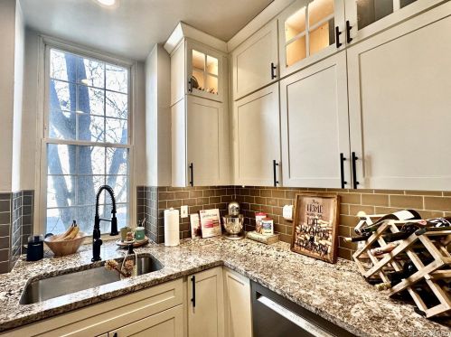 19817 Brunswick Dr, Denver CO  80013-4373 exterior