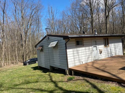 119 Lake Side Rd, Addison, PA 15411-2262
