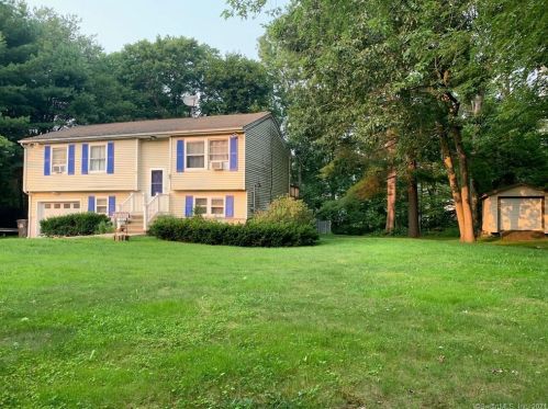 12 Juniper Ln, Norwich CT  06351-9119 exterior